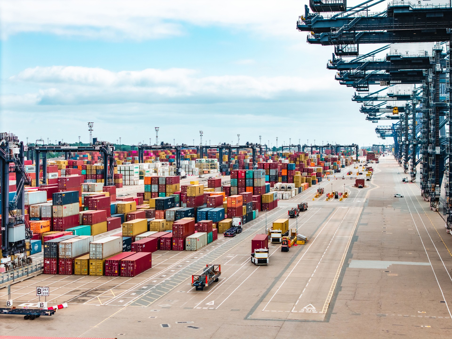 Port of felixstowe container terminal handling cargo logistics